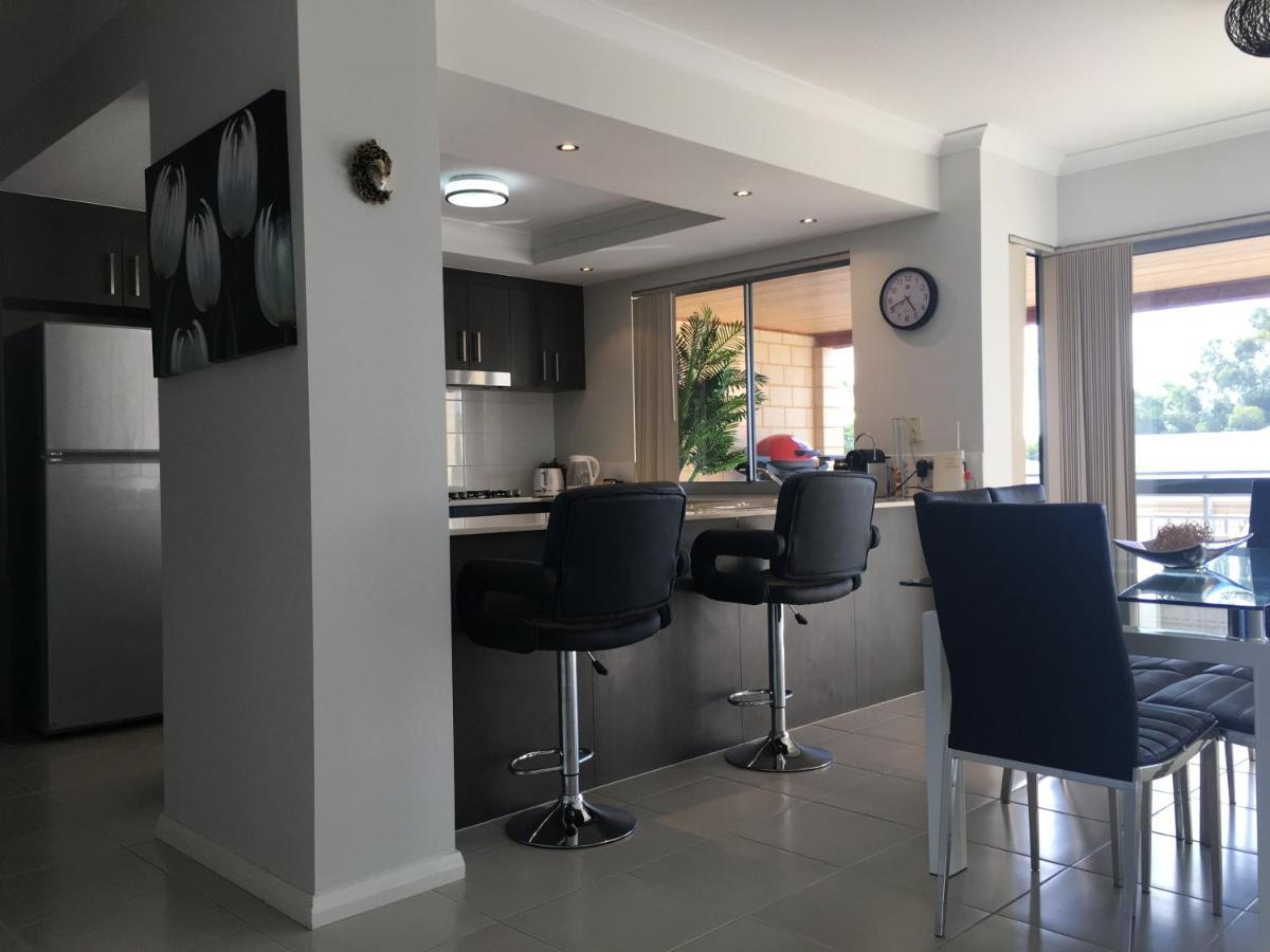 Villa Serenity On The Terrace Mandurah Esterno foto