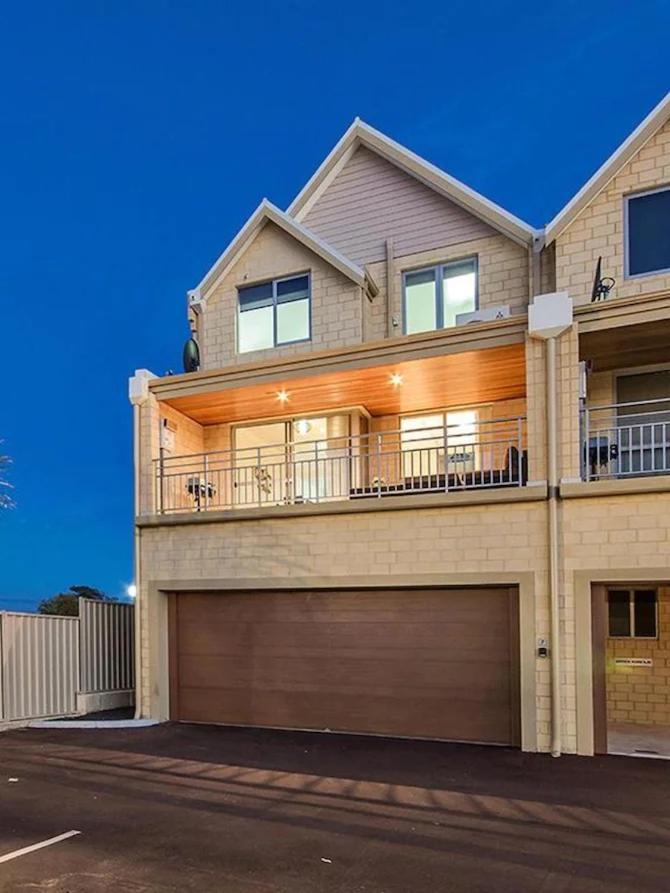 Villa Serenity On The Terrace Mandurah Esterno foto
