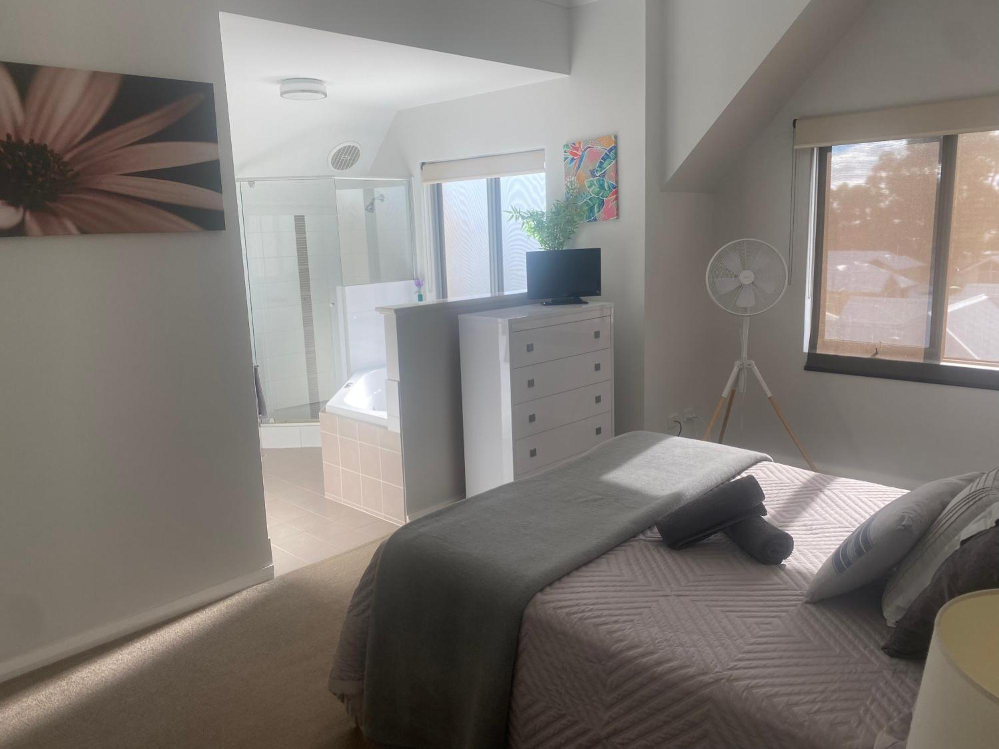 Villa Serenity On The Terrace Mandurah Esterno foto